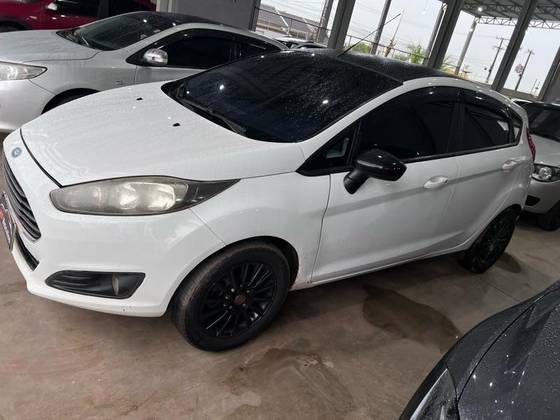 FORD FIESTA 1.5 S HATCH 16V FLEX 4P MANUAL FORD FIESTA 1.5 S HATCH 16V FLEX 4P MANUAL